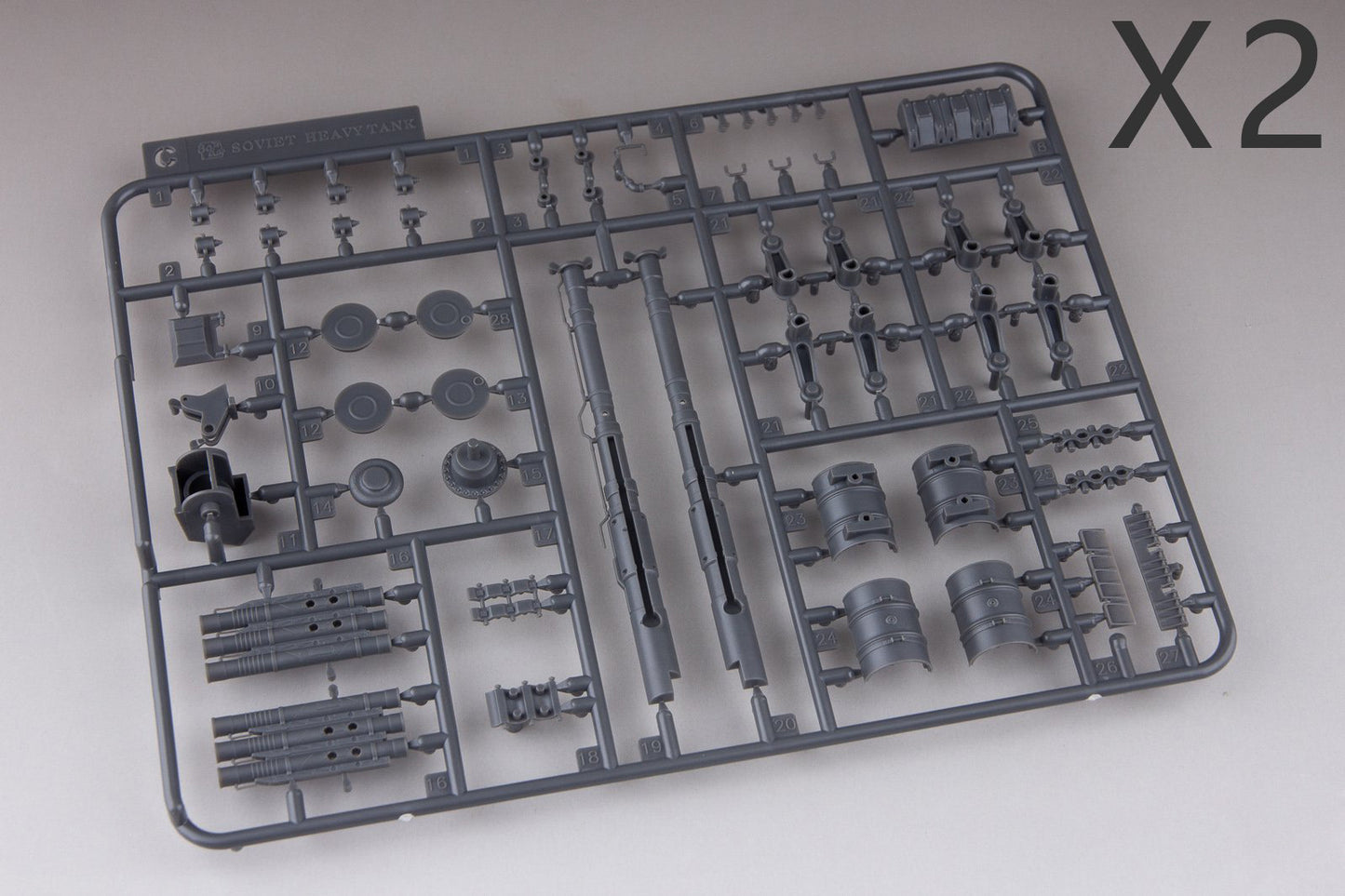 Border Model BC001 1/35  Heavy Tank Apocalypse Color-Coded Plastic Model