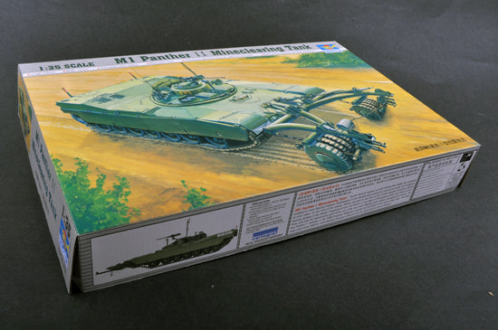 Trumpeter 1/35 Scale  M1 Panther II Mine Clearing Tank Model Kit