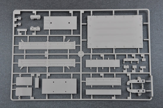 Trumpeter M1082 LMTVT Kit (Light Medium Tactical Vehicle Trailer) 1/35 scale