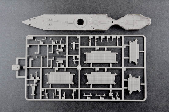 Trumpeter 1/350 HMS Dreadnought 1918 Battleship Model Kit