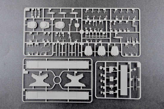 Trumpeter 1/350 HMS Dreadnought 1918 Battleship Model Kit