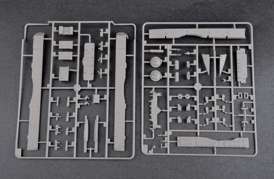 Trumpeter Russian T-90SA Main Battle Tank with Welded Turret Model Kit (1/35 Scale)