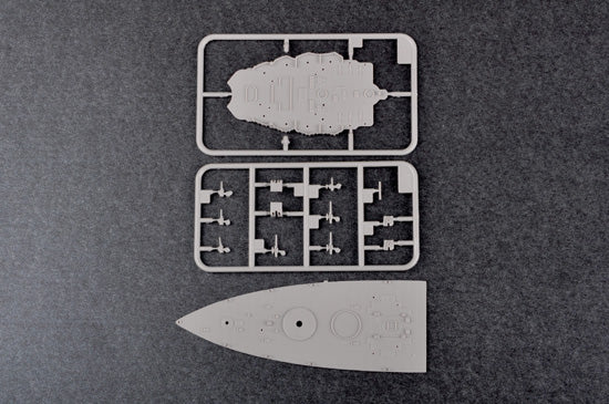 Trumpeter USS West Virginia BB48 Battleship 1941 Model Kit (1/700 Scale)