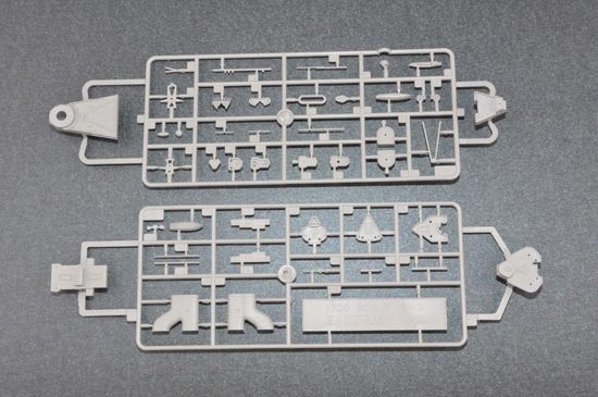 Trumpeter 1/700 HMS Barham 1941 Model Ship Kit