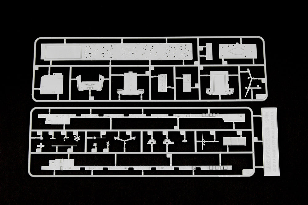 Trumpeter 1/700 USS Sacramento AOE1 Fast Combat Support Ship Model Kit