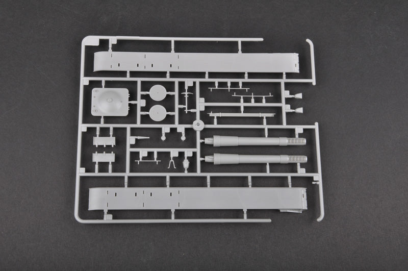 Trumpeter  Soviet Su152 (Late) Tank Model Kit （1/35 Scale）