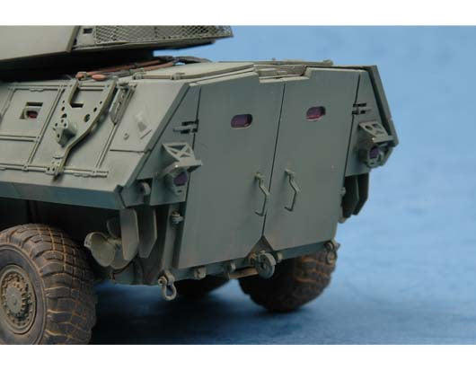 Trumpeter 1/35 LAV-A2 8x8 Light Armored Vehicle Model Kit