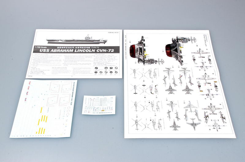 Trumpeter USS Abraham Lincoln CVN72 Aircraft Carrier (1/700 Scale)