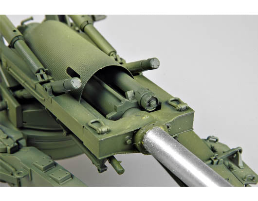 Trumpeter 1/35 M198 Medium Towed Howitzer Early Version Model Kit