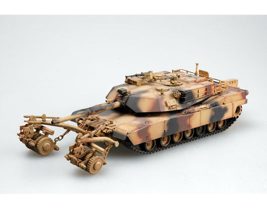 Trumpeter M1A1/A2 Tank, 5-in-1 1/35 Scale