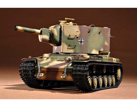 Trumpeter  1/35 Scale German Pz.Kpfm KV-2 754(r) Tank Model Kit