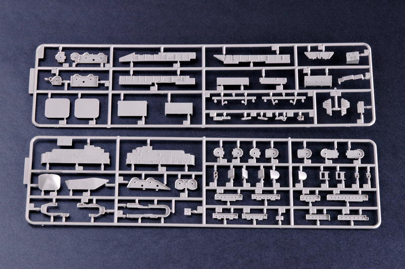 Trumpeter 1/700 USS Yorktown CV10 Aircraft Carrier  Ship Model Kit