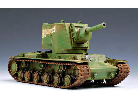 Trumpeter  Russian KV2 Tank (Big Turret) 1/35 Scale model kit