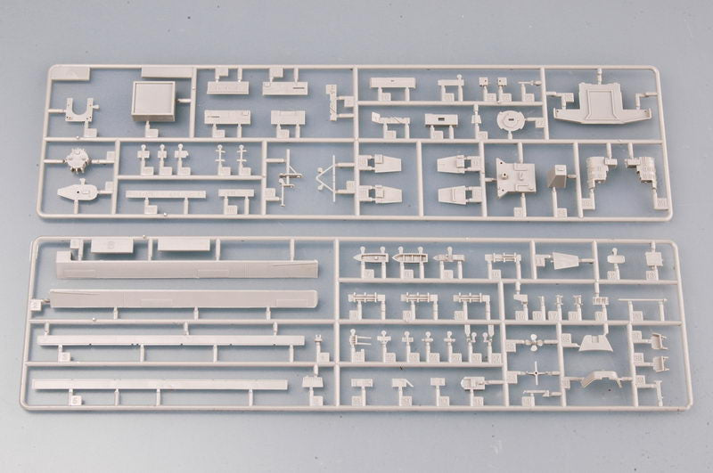 Trumpeter 1/700 Scale USS Blue Ridge LCC-19 Command Ship 1997 ( Model Building Kit )