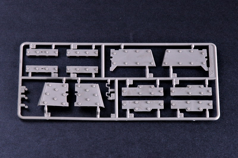 Trumpeter 1/35 Soviet KV1's Ehkranami Tank Model Kit