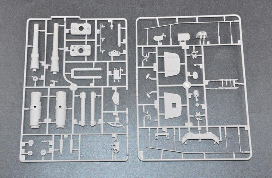 Trumpeter Soviet S-51 Self-Propelled Gun Plastic Model Kit (1/35 Scale Kit)