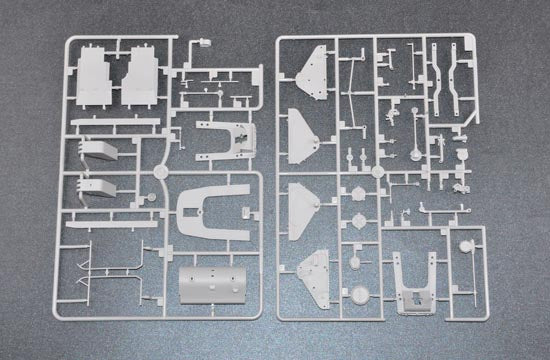 Trumpeter Soviet S-51 Self-Propelled Gun Plastic Model Kit (1/35 Scale Kit)