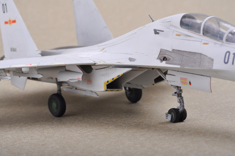 Trumpeter Sukhoi Su30MKK Flanker G Russian Fighter (1/72 scale )