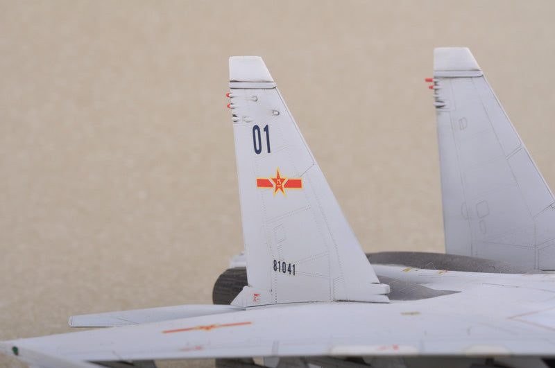 Trumpeter Sukhoi Su30MKK Flanker G Russian Fighter (1/72 scale )