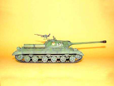 Trumpeter  Soviet is-IIIM Heavy Tank  ( 1/35 scale )