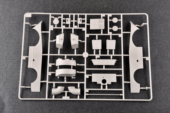 Trumpeter 1/35 Russian BRDM-1 Model Kit