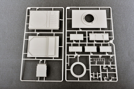 Trumpeter 1/35 MPQ-53 C-Band Tracking Radar Model Kit