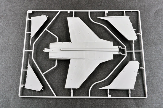 Trumpeter 1/72 Russian MiG-31 fFoxhound Aircraft Model Kit