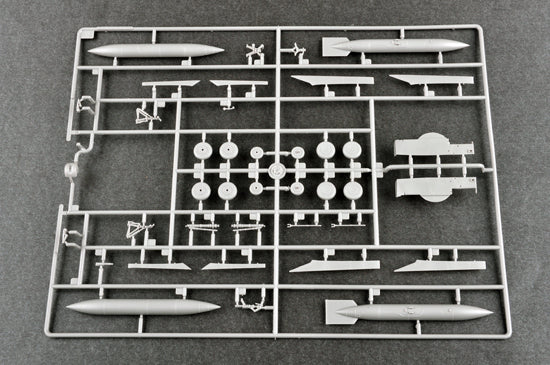 Trumpeter 1/72 Russian MiG-31 fFoxhound Aircraft Model Kit