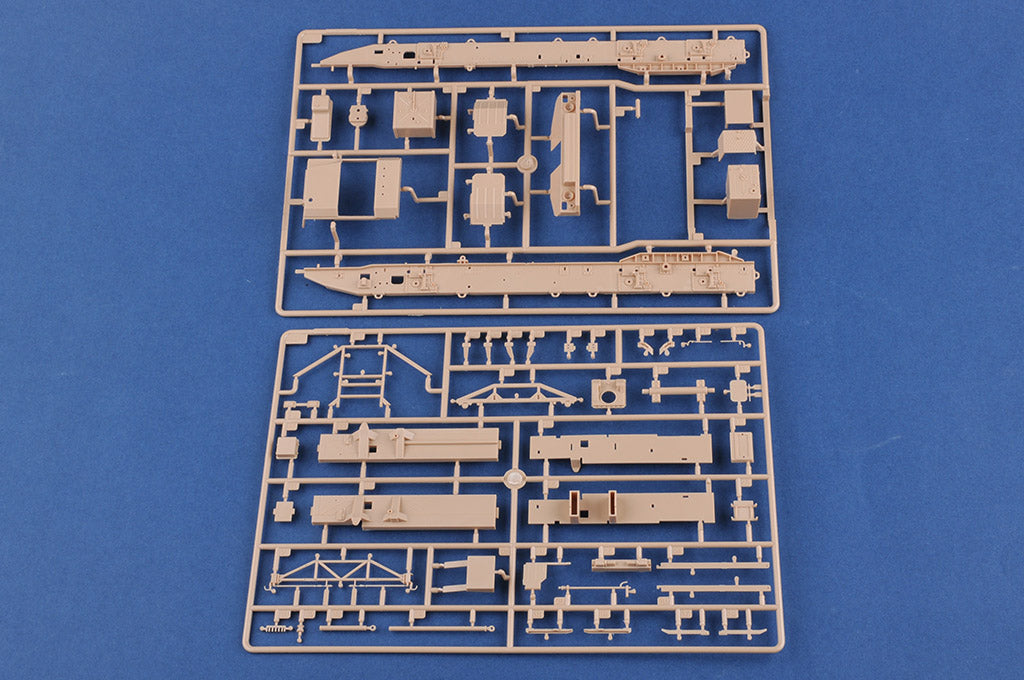 Hobby Boss 1/35 Scale Russian BAZ-64022 with 5P85TE2 TEL S-400