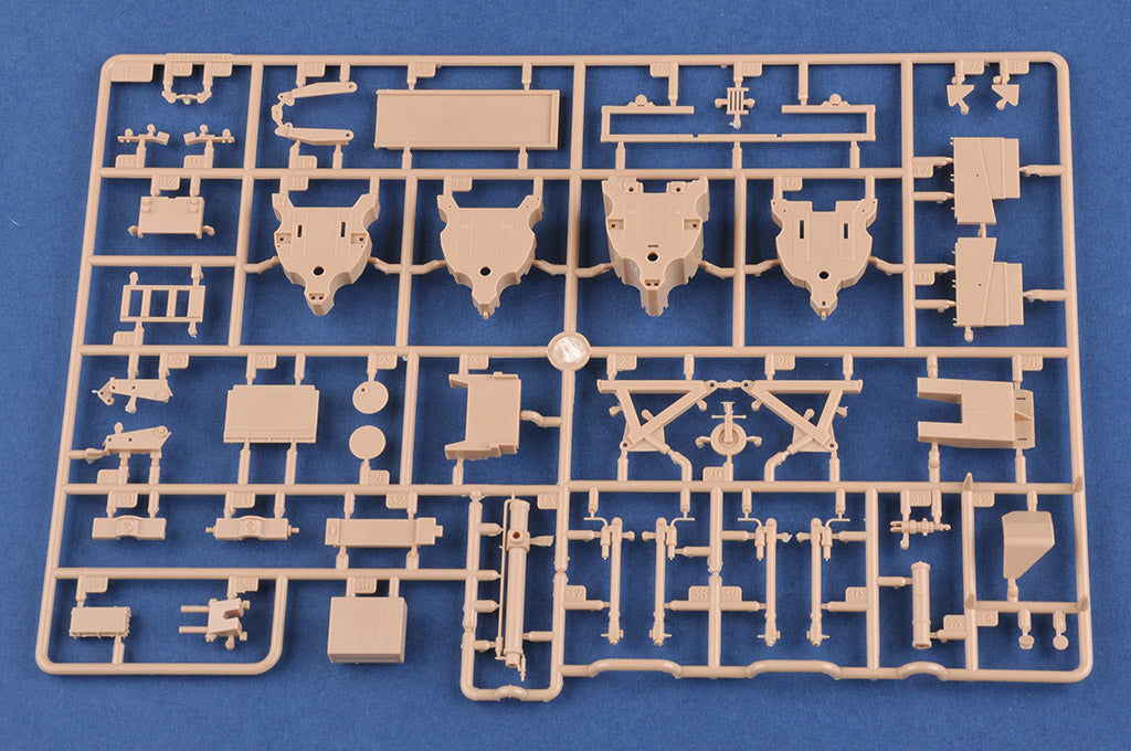 Hobby Boss 1/35 Scale Russian BAZ-64022 with 5P85TE2 TEL S-400