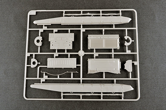 Trumpeter 1/35 Russian T-72B3 Main Battle Tank Plastic Model kit