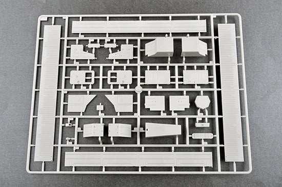 Trumpeter 1/35 Russian 9K720, Iskander-M System SS26 Plastic Model kit