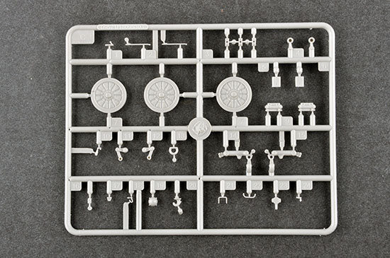 Trumpeter  1/35 Russian 1S91 SURN KUB Radar Model Building Kit