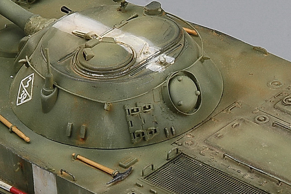 Trumpeter PT-76 Amphibious Tank Model 1951  (1/35 Scale)