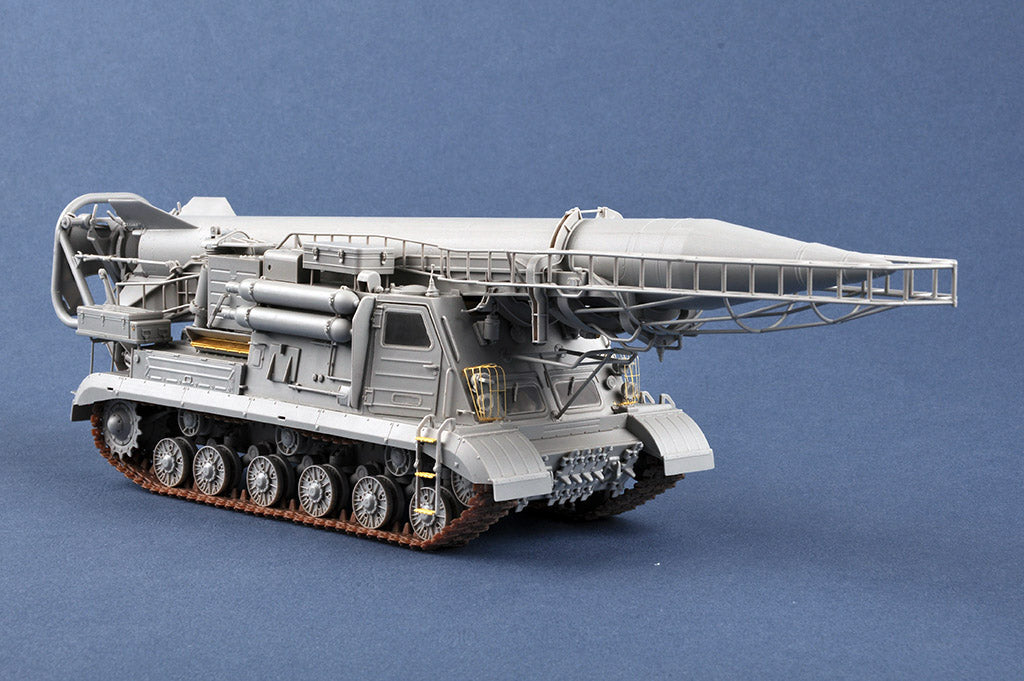 Trumpeter Ex-Soviet 2P19 Launcher with R-17 Missile Model Kit(1/35 Armor)