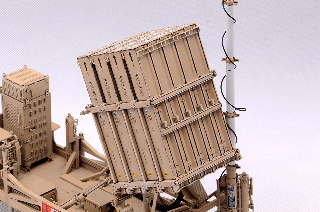 Trumpeter  "Iron Dome" air defense system(1/35 scale Model Armor Kit)