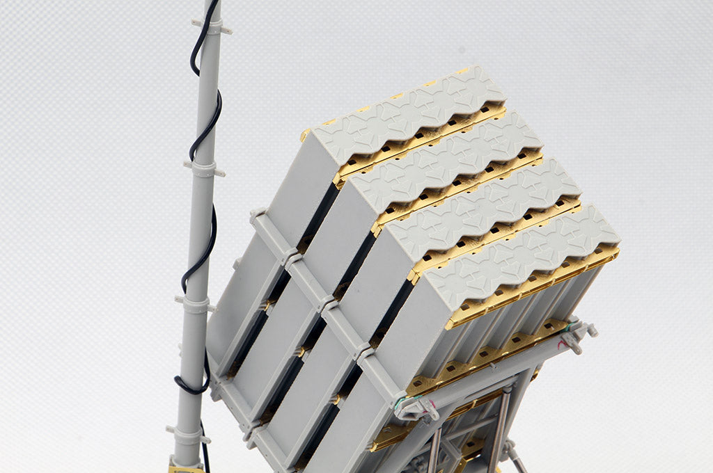 Trumpeter  "Iron Dome" air defense system(1/35 scale Model Armor Kit)