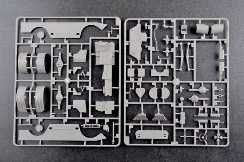 Trumpeter Russian NBC (Early) Model Kit (1/35 Scale Armored vehicle)